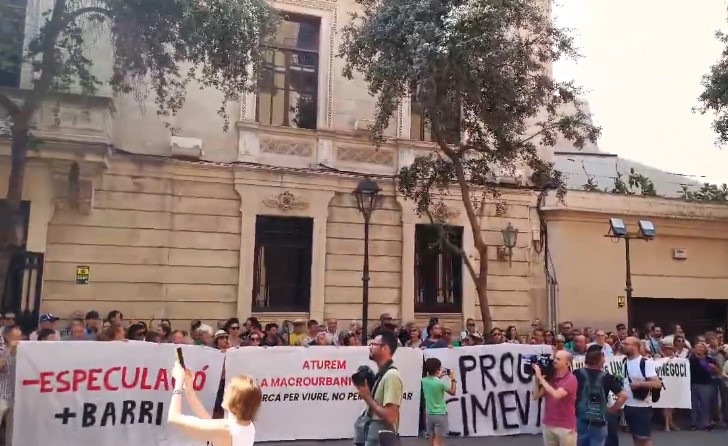 Balearen-Parlament verabschiedet umstrittenes Landgesetz: Das Gesetz, das die Gemüter auf Mallorca erhitzt!