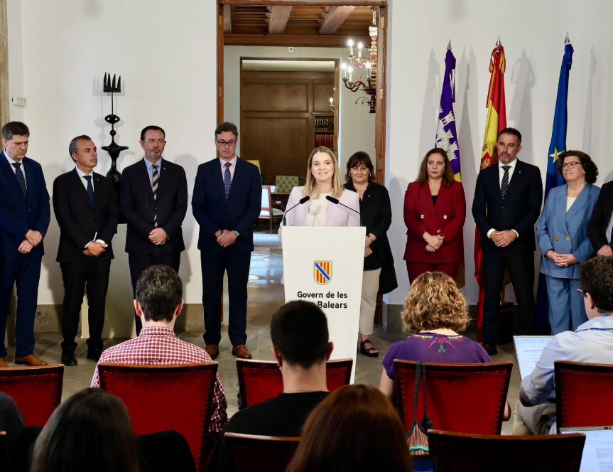 Mallorca: Regierungsumbildung unter Marga Prohens – Stärkung der Exekutive